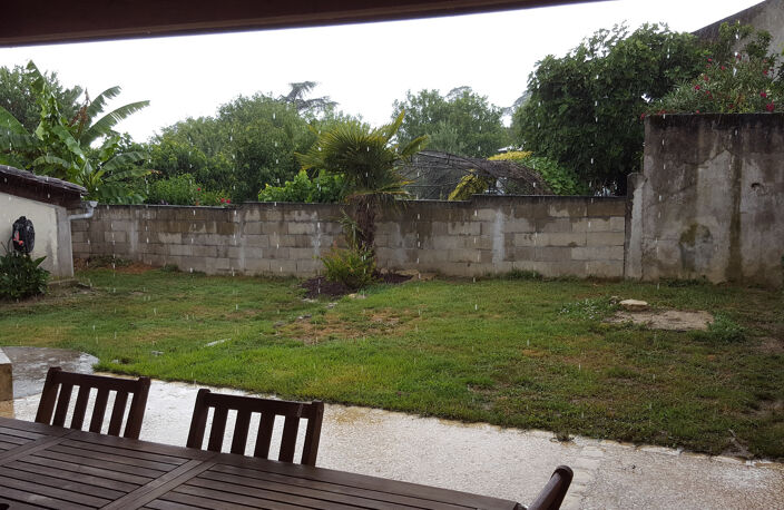8 km de MARMANDE : maison avec jardinet et garage — photo 3