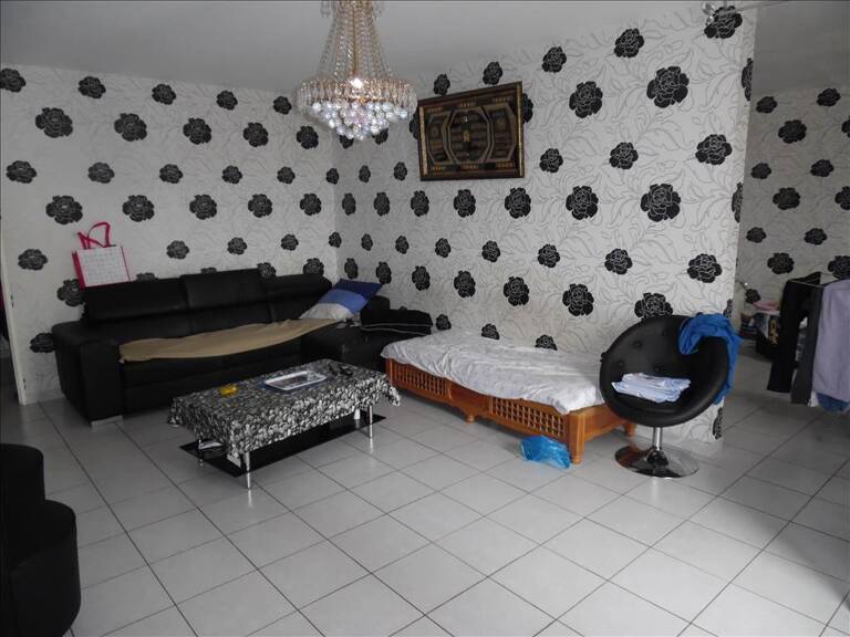 A VENDRE - Appartement — photo 1