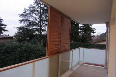 Appartement 4 pièces 990 €