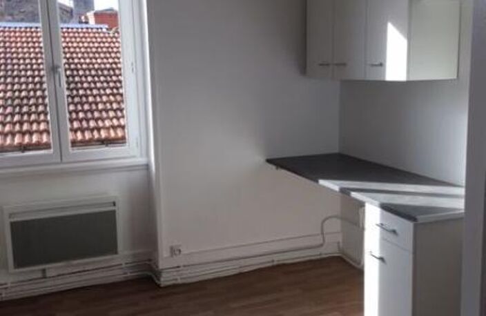Location appartement 4 pièces 107 m² à Saint-Symphorien-d'Ozon (69360) — photo 2