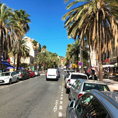 Commerce  267500 €