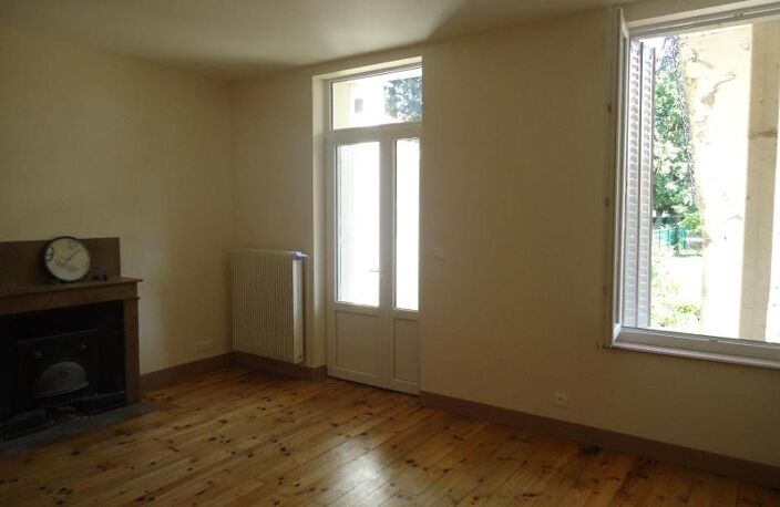 Location appartement 2 pièces 49 m² à Oullins-Pierre-Bénite (69310) — photo 2