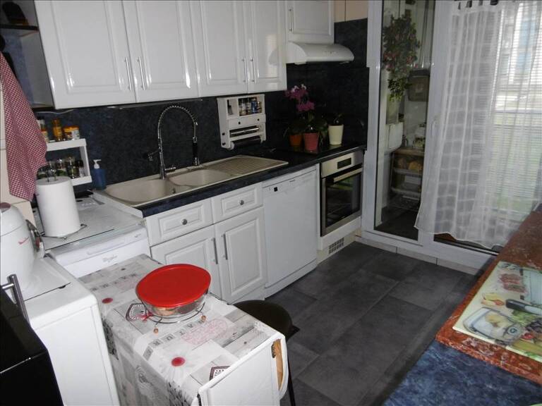 A VENDRE - Appartement — photo 1