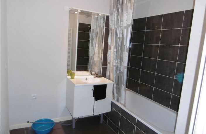A VENDRE - Appartement — photo 5