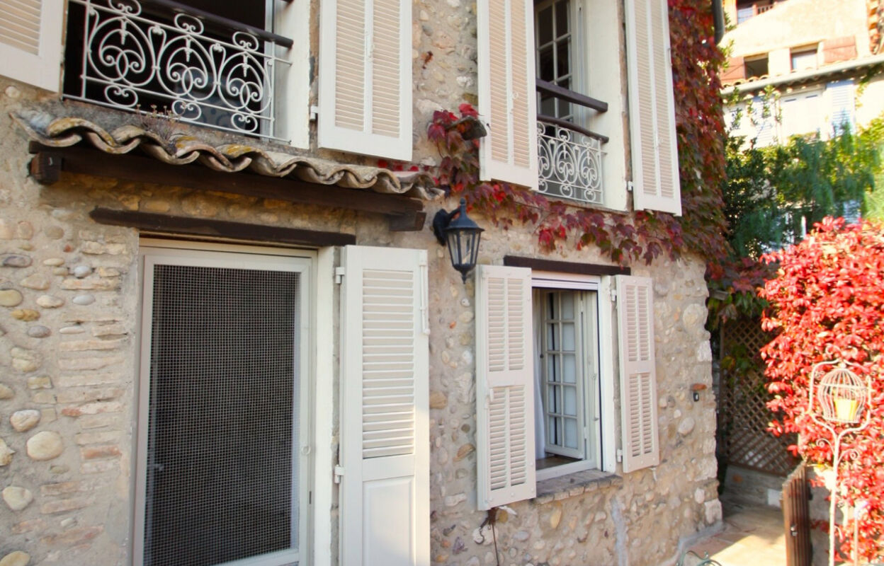 maison 4 pièces 125 m2 à vendre à Cagnes-sur-Mer (06800)