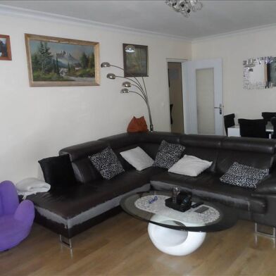 Appartement 4 pièces 128000 €