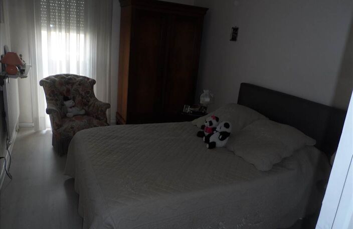 A VENDRE - Appartement — photo 2