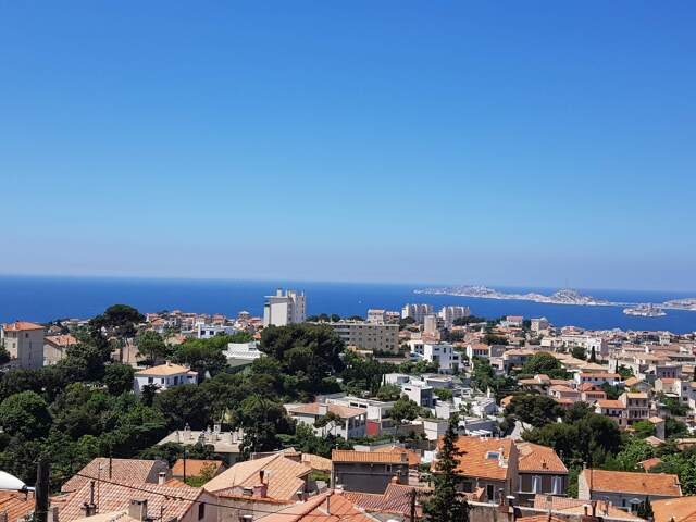 Maison 7 pièces 258 m² à Marseille 7 — photo du bien