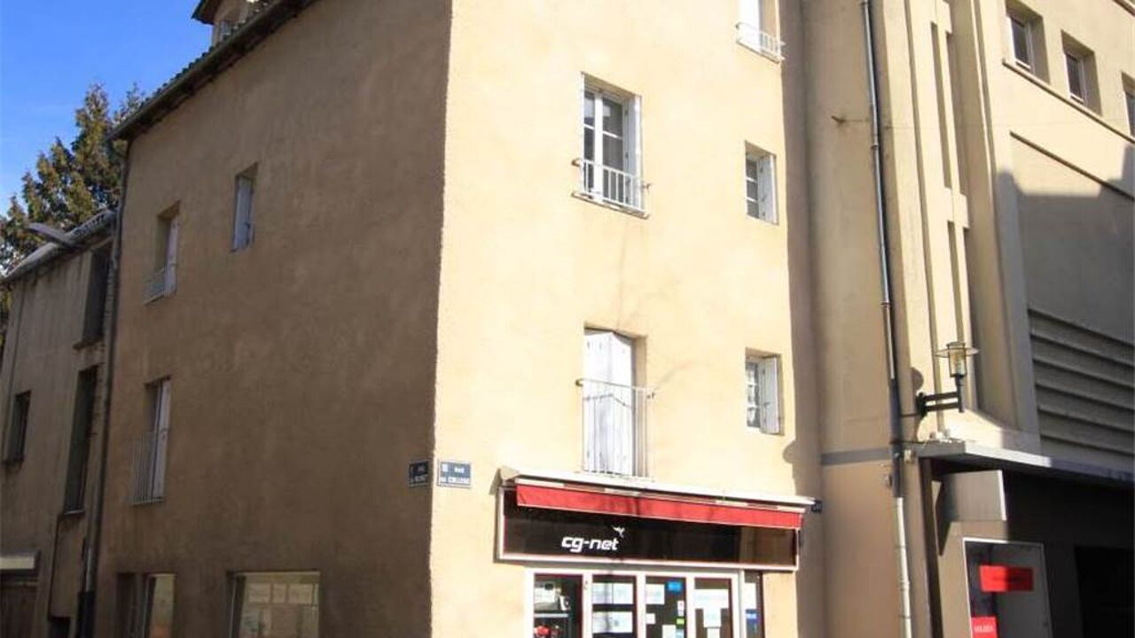 immeuble  pièces 140 m2 à vendre à Saint-Flour (15100)