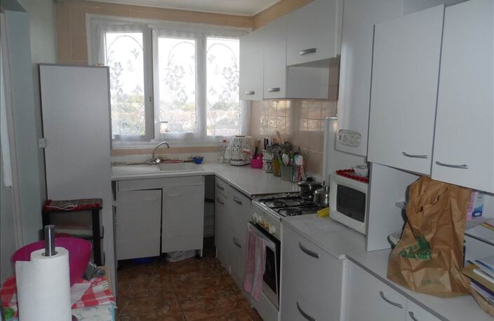 A VENDRE - Appartement — photo 2