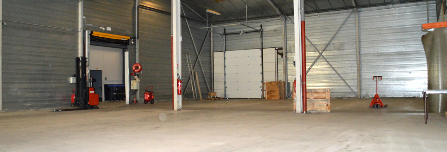 Immeuble  700 m² à louer à Annecy (74940)