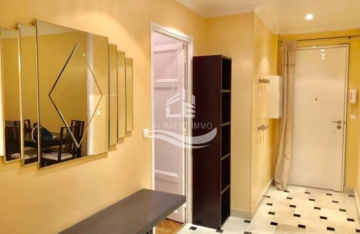 3 Pièces meublé  Carré D'Or — photo 2