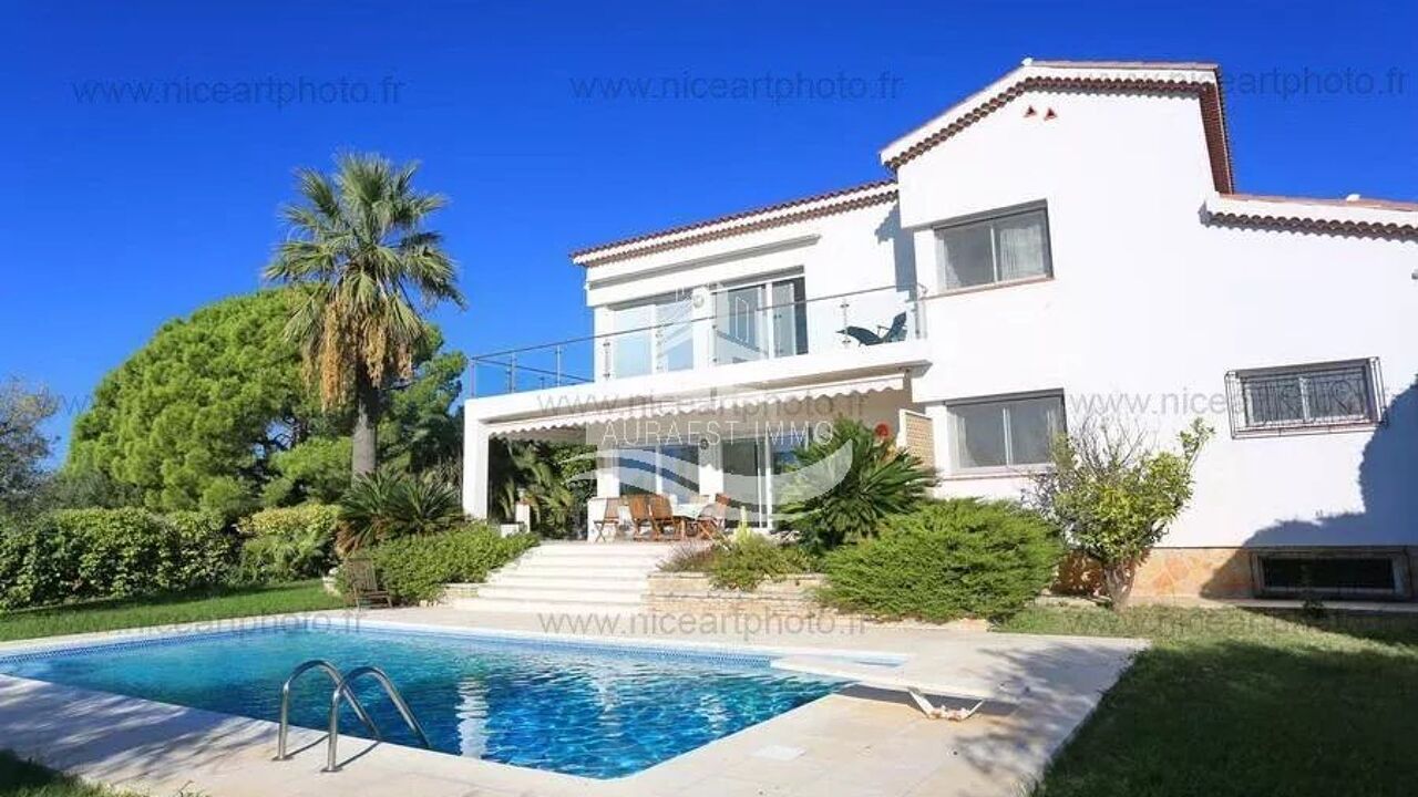 maison 5 pièces 300 m2 à vendre à Cagnes-sur-Mer (06800)