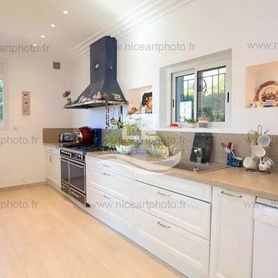 Maison 5 pièces 1627500 €