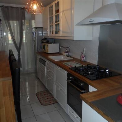 Appartement 4 pièces 92000 €