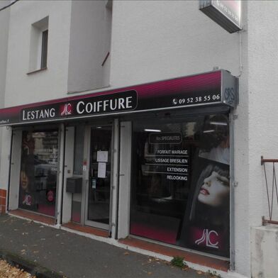 Commerce 2 pièces 85000 €