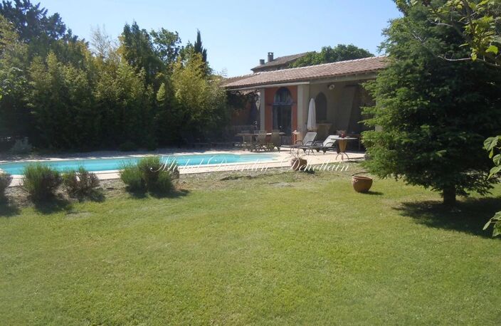 Proche l Isle sur la Sorgue a 5 kms mas du 18e de 300 — photo 2