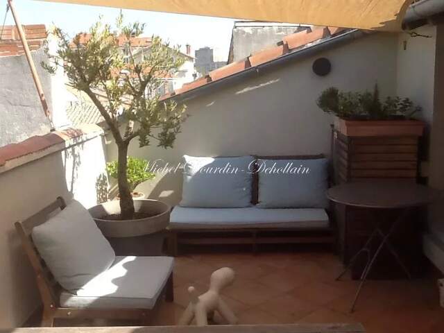 Avignon- intra muros beau duplex 3 ch. terrasse — photo du bien