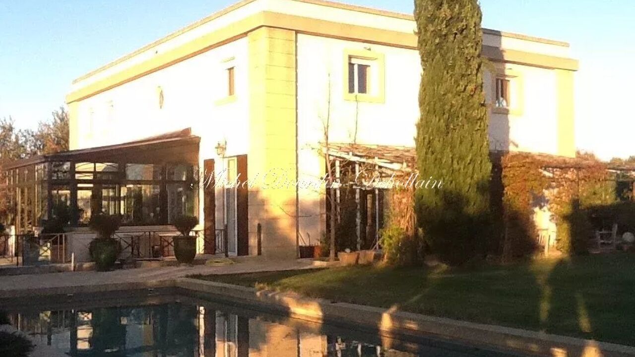 maison 8 pièces 550 m2 à vendre à Uzès (30700)