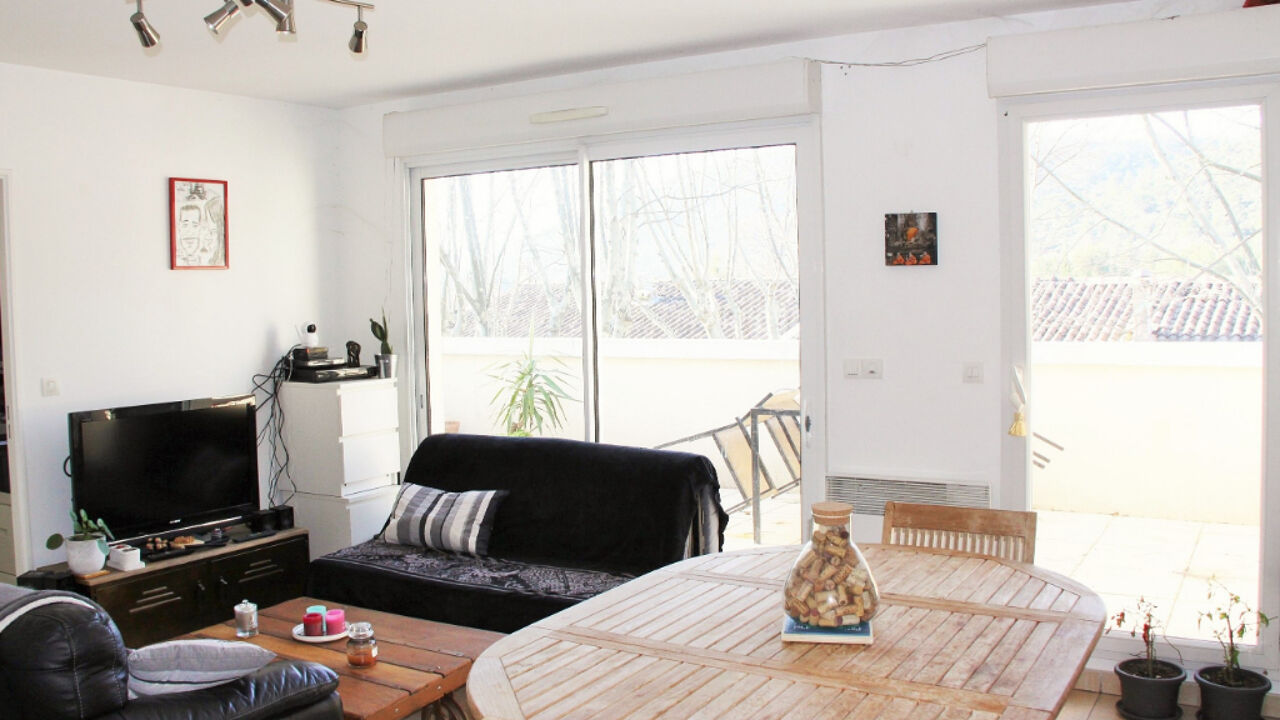 appartement 2 pièces 42 m2 à vendre à La Roquebrussanne (83136)