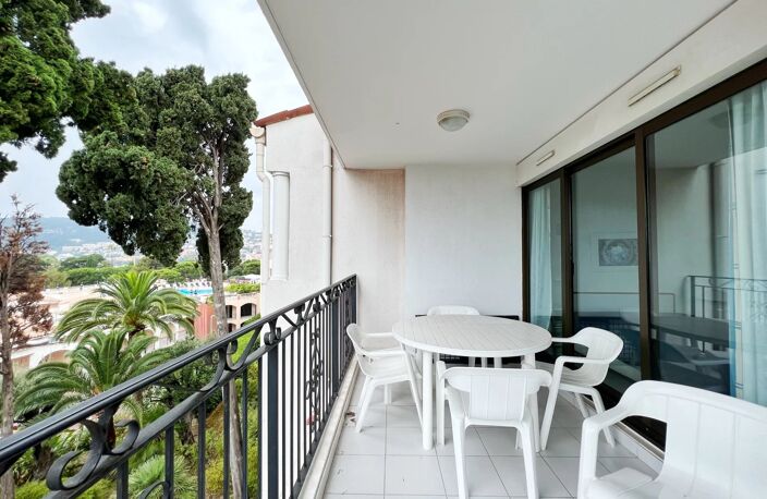 2 PIECES CABINE DERNIER ETAGE - DOUBLE TERRASSE — photo 2