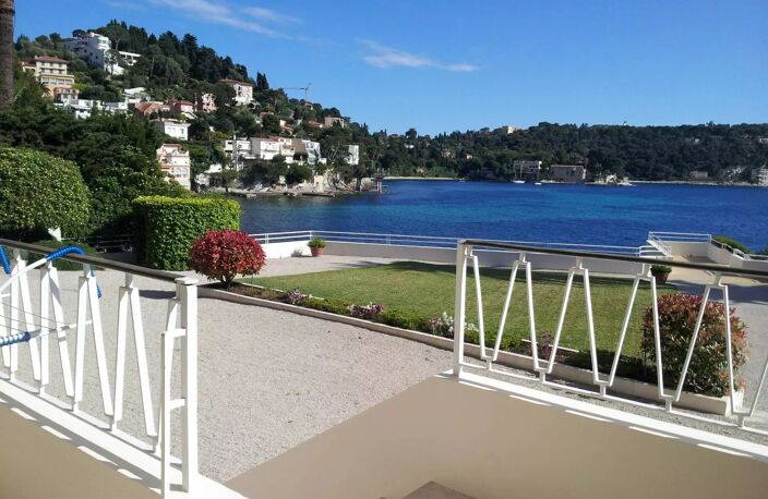 Grand studio bénéficiant d'une magnifique vue mer — photo 3