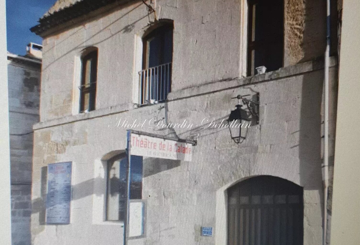 Arles, , batiment Henri IV de caractere 520 m2 — photo 1