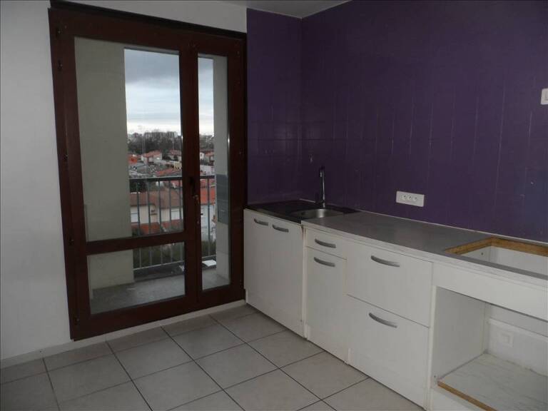 A LOUER - Appartement — photo 1