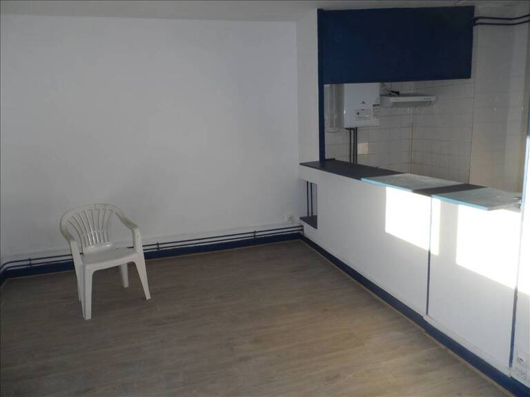 A LOUER - Appartement — photo 1