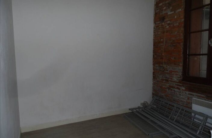 A LOUER - Appartement — photo 2