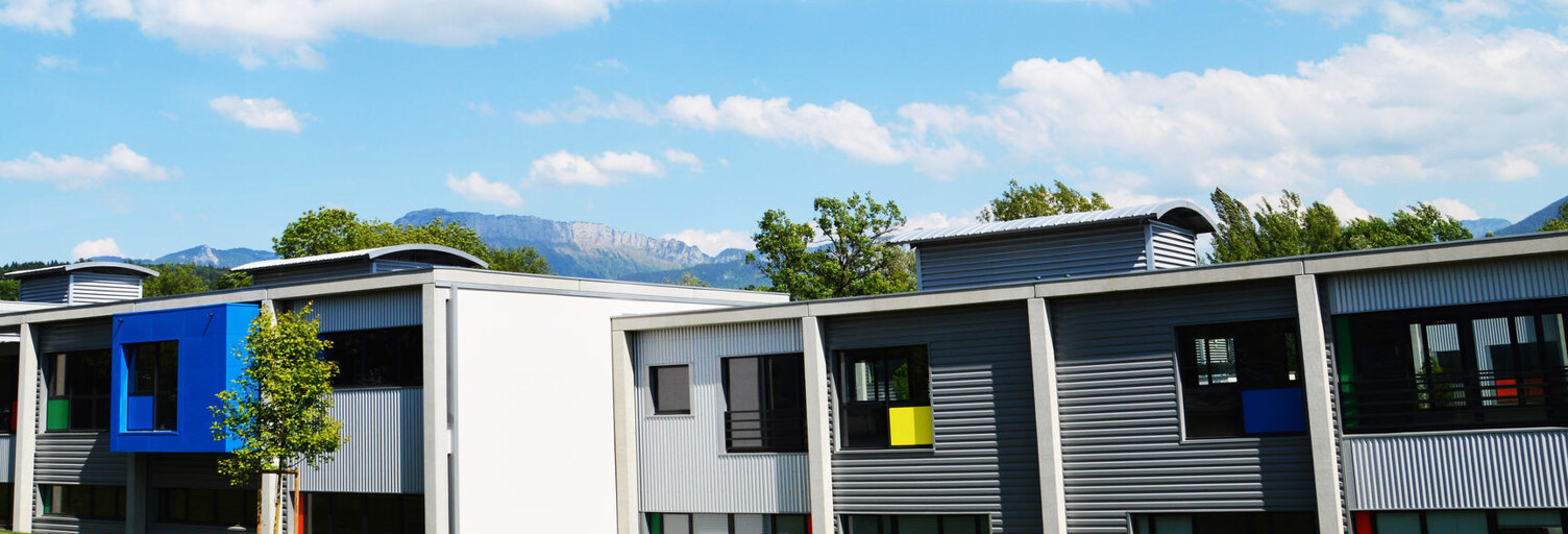 Immeuble  175 m² à louer à Annecy (74370)