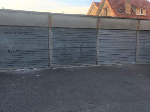 Garage à Franconville — photo du bien