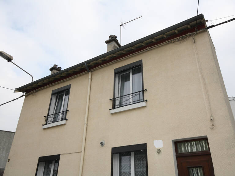Reims, secteur avenue de Laon, maison 2 chambres et cour — photo 1