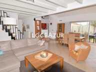 4 PIECES  DERNIER ETAGE +TERRASSE +GARAGE l BIOT — photo 2