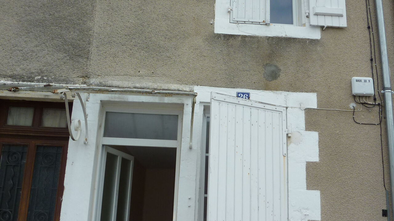 maison 2 pièces 47 m2 à vendre à Montmorillon (86500)