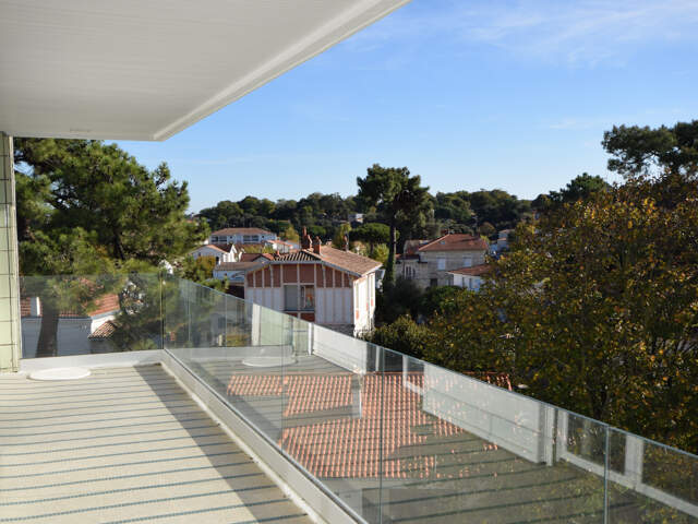 En location à Royan : grand appartement avec terrasse 3 pièc — photo du bien