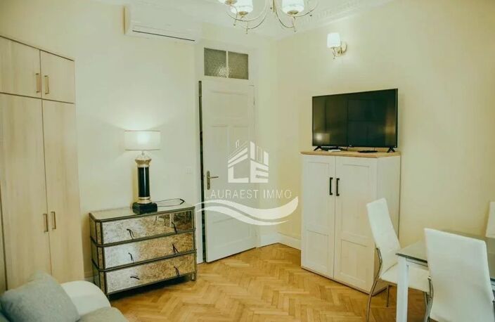 Appartement rénové Musiciens /Carrée D'or — photo 2