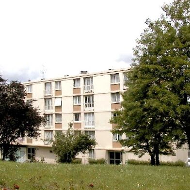 Appartement 3 pièces 849 €