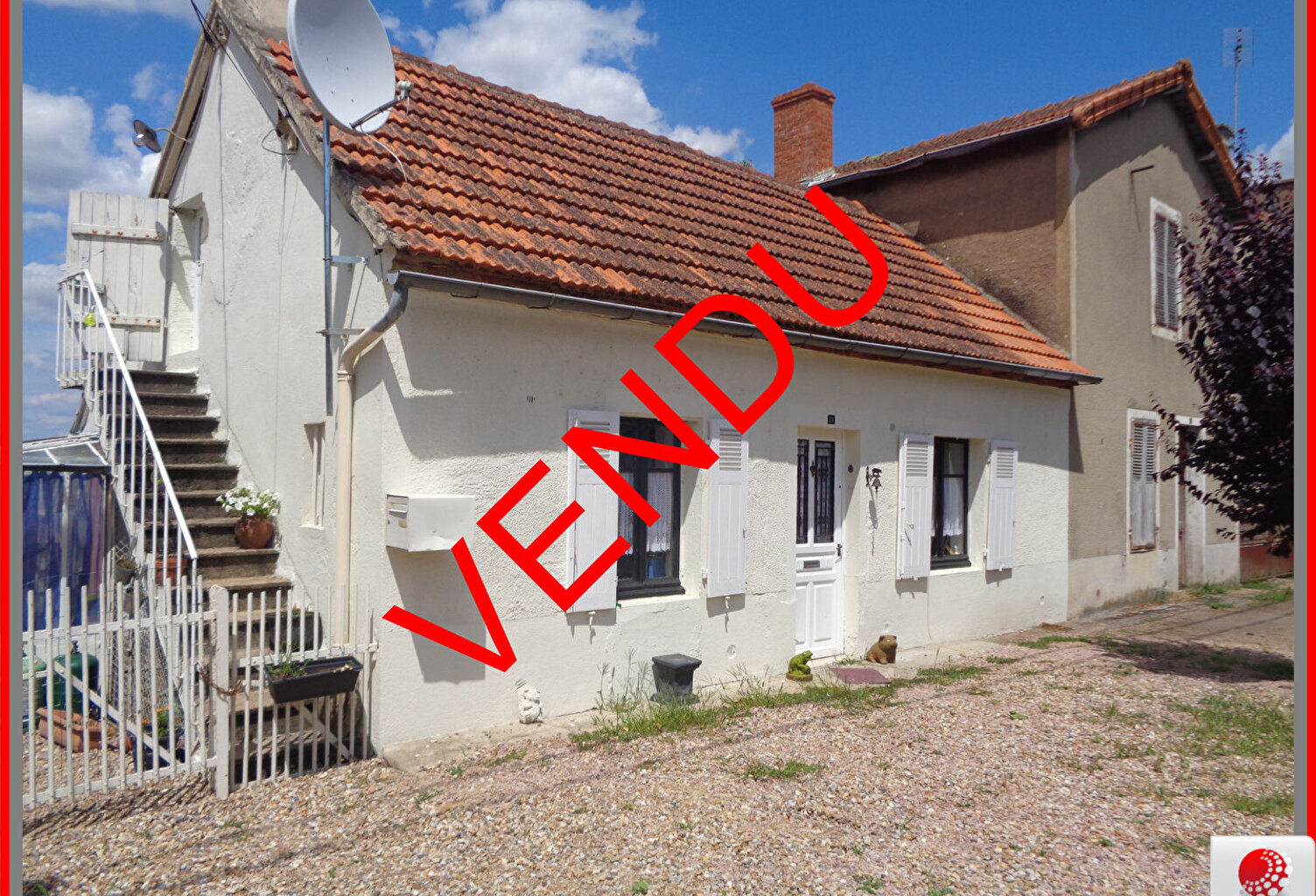 MAISON DE BOURG AVEC ASSAINISSEMENT CONFORME : — photo 1