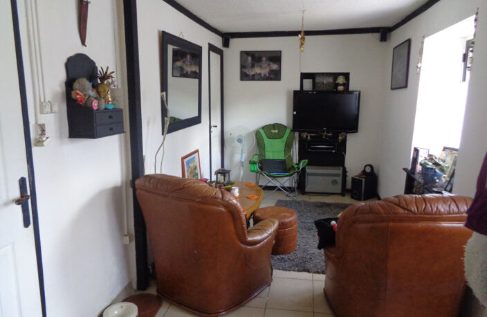 MAISON DE BOURG AVEC ASSAINISSEMENT CONFORME : — photo 2