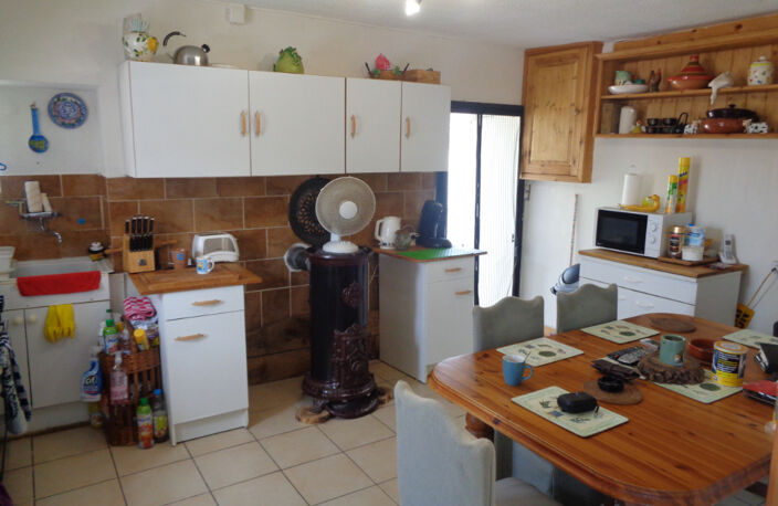 MAISON DE BOURG AVEC ASSAINISSEMENT CONFORME : — photo 4