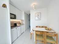 APPARTEMENT 2 PIECES VUE MER - ENTIEREMENT REFAIT — photo 4