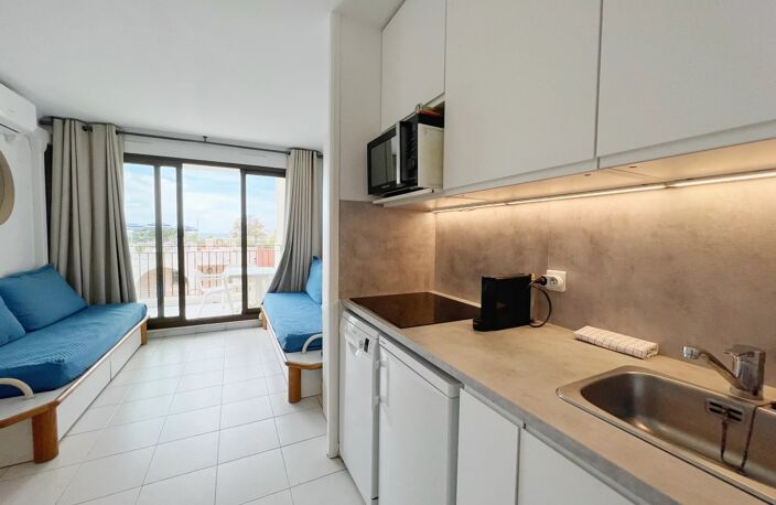 APPARTEMENT 2 PIECES VUE MER - ENTIEREMENT REFAIT — photo 5