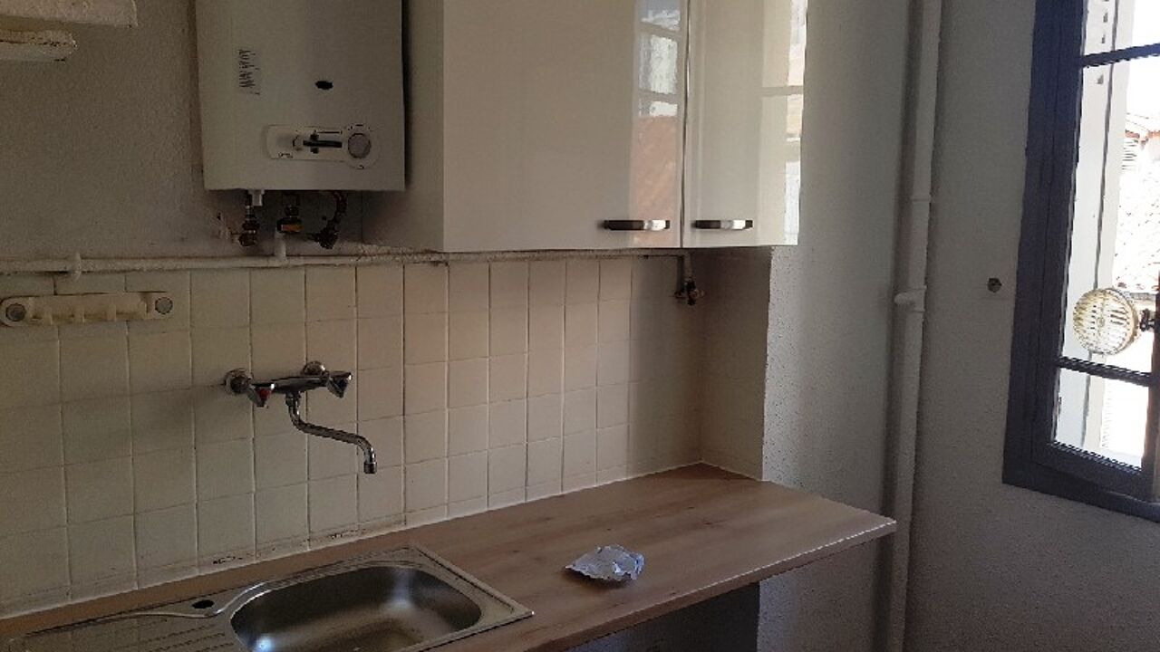 appartement 1 pièces 27 m2 à louer à Toulon (83000)