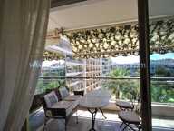 Grand hôtel, studio avec terrasse. — photo 3