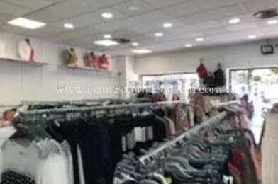 Commerce 3 pièces 318000 €