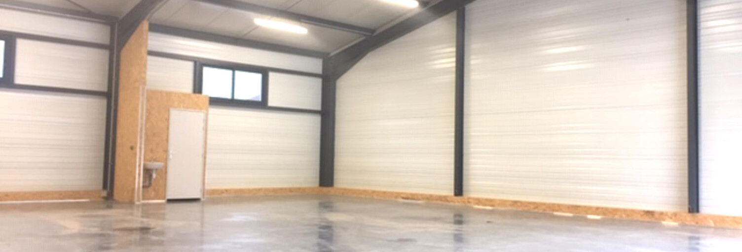 Immeuble  260 m² à louer à Lathuile (74210)