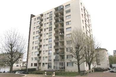 Appartement 3 pièces 870 €