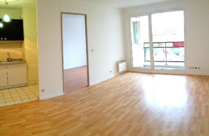 Location appartement 2 pièces 39 m² à Franconville (95130) — photo 3