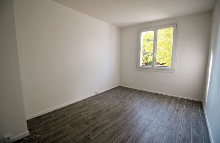 Location appartement 3 pièces 60 m² à Ermont (95120) — photo 3